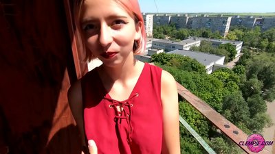 Talaba shahvoniy so'radi bir begona yilda Outback - uning yuzida konfet